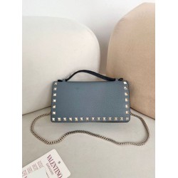 AAAAA Replica Valentino Garavani Rockstud Chain Wallet Blue Fake Clone