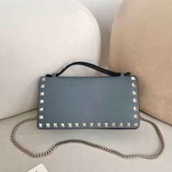 AAAAA Replica Valentino Garavani Rockstud Chain Wallet Blue Fake Clone