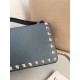 AAAAA Replica Valentino Garavani Rockstud Chain Wallet Blue Fake Clone