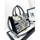 AAAAA Replica Dior Oblique Small/Medium Embroidered Animal Print Tote Bag White Fake Clone