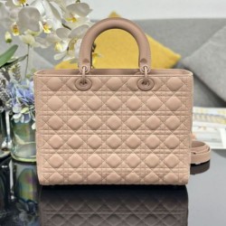 AAAAA Replica Dior Large Lady Dior matte cannage handbag with flap pink Fake Clone