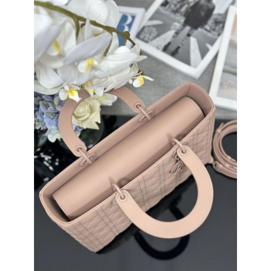 Replica Dior Large Lady Dior matte cannage handbag with flap pink Knockoff Cheap AAAAA Replica Dior Large Lady Dior matte cannage handbag with flap pink Fake Clone