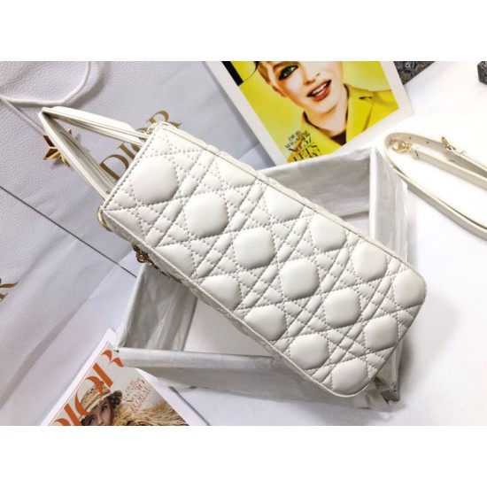 AAAAA Replica Dior Large Lady Dior quilted lambskin cannage bag white Fake Clone