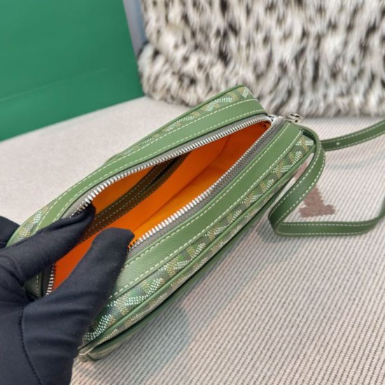 AAAAA Replica Goyard Cap-Vert PM Goyardine canvas bag green Fake Clone