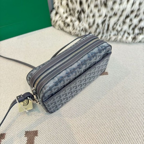 AAAAA Replica Goyard Cap-Vert PM Goyardine canvas bag gray Fake Clone
