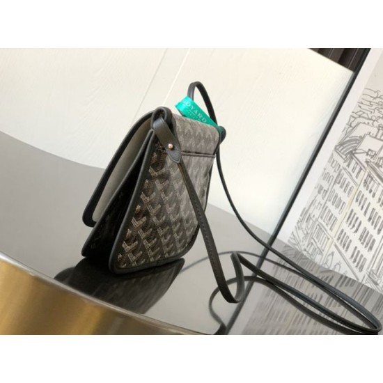 Replica Goyard Plumet Clutch with Initials Black Knockoff Cheap AAAAA Replica Goyard Plumet Clutch with Initials Black Fake Clone
