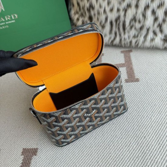 AAAAA Replica Goyard Nano Muse Vanity Makeup Bag Black Fake Clone