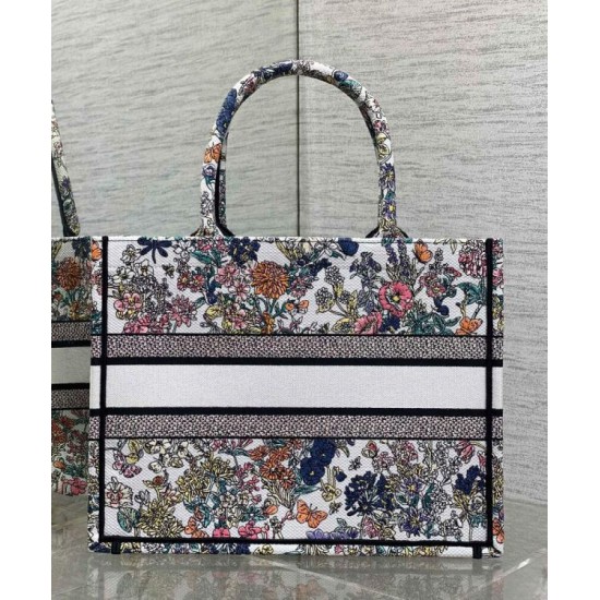 AAAAA Replica Dior Lucky Medium Dior Book Tote White with Dior Night of Dreams Motif Fake Clone