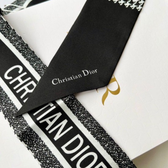 Replica Dior 30 Montaigne Mitzah Scarf Silk Twill Black/White  Fake