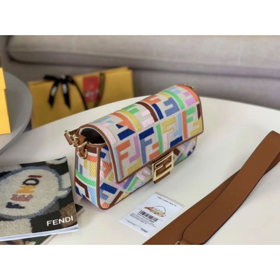 Replica Fendi Baguette Medium Bag Multicolour Canvas Fake