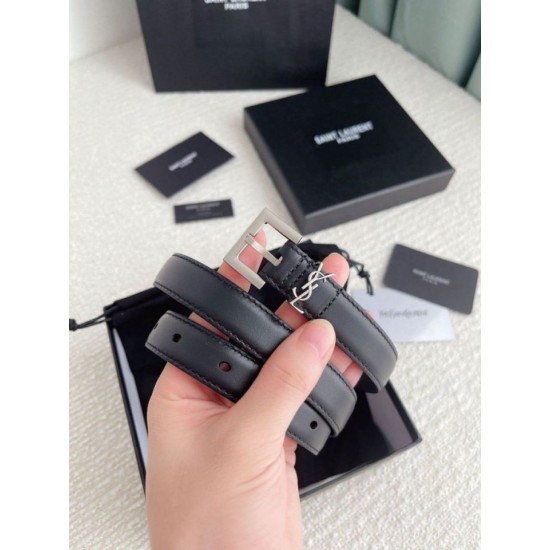 Replica YSL Saint Laurent Cassandre Square Buckle Belt 20MM Noir Fake