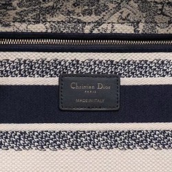 Replica Dior Medium Lady D-Lite Bag Toile de Jouy Embroidery Blue