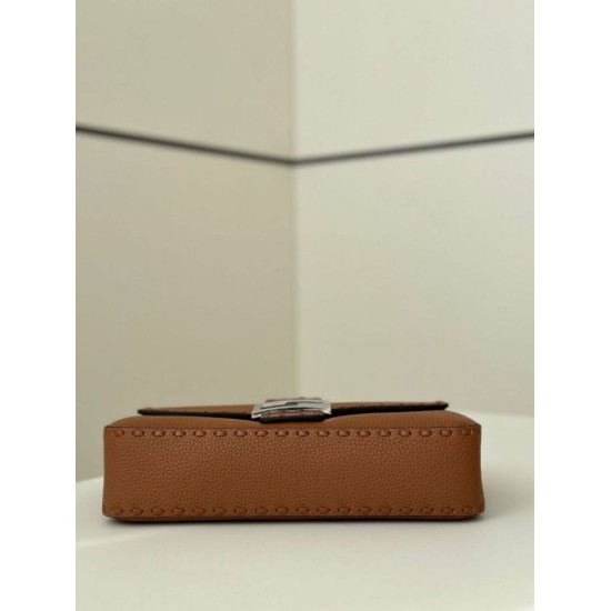 Replica Fendi Medium Baguette Selleria bag with 612 hand-sewn topstitche Brown