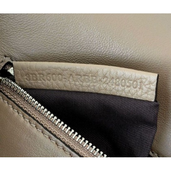 Replica Fendi Medium Baguette Selleria bag with 612 hand-sewn topstitche Gray