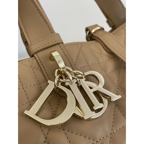 Replica Dior Small/Medium Dior Toujours Bag Macrocannage Tan