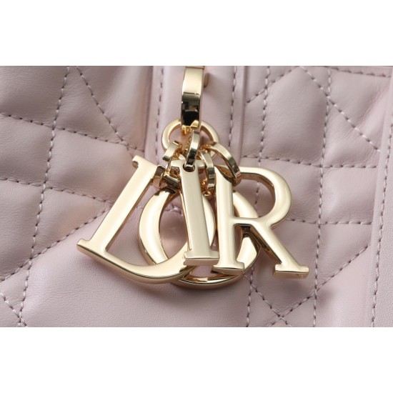 Replica Dior Small/Medium Dior Toujours Bag Macrocannage Pink