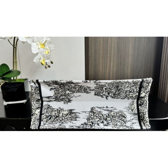 Replica Dior Medium Dior Book Tote Bag Embroidery Toile de Jouy Scotland Motif White/Black