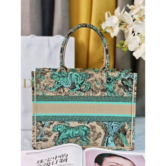 Replica Dior Medium Dioriviera Book Tote Raffia with Pink Toile de Jouy Sauvage Embroidery Fake Sale