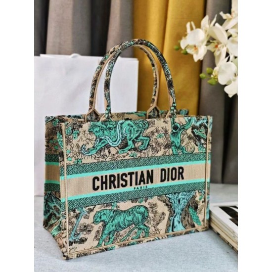 Replica Dior Medium Dioriviera Book Tote Raffia with Pink Toile de Jouy Sauvage Embroidery Fake Sale