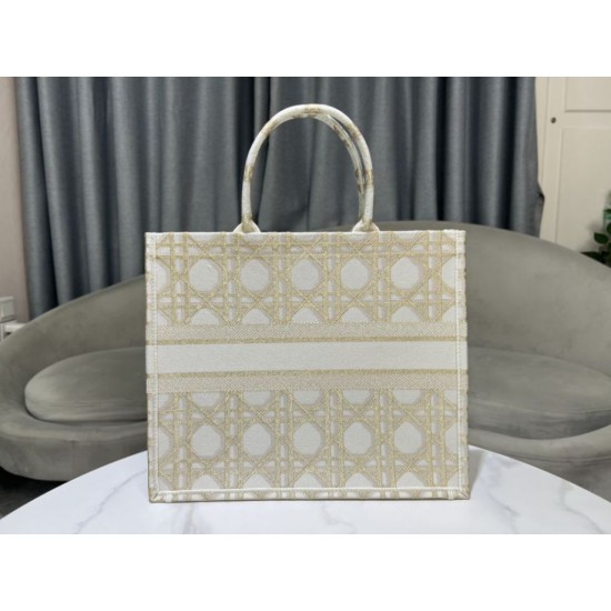 Replica Dior Medium/Large Book Tote Bag Oversized rattan embroidery White/Gold