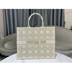 Replica Dior Medium/Large Book Tote Bag Oversized rattan embroidery White/Gold