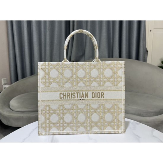 Replica Dior Medium/Large Book Tote Bag Oversized rattan embroidery White/Gold