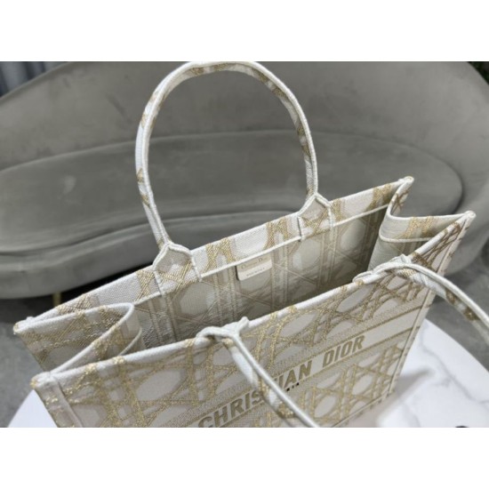 Replica Dior Medium/Large Book Tote Bag Oversized rattan embroidery White/Gold