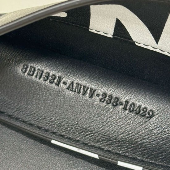 Replica Fendi by Marc jacobs peekaboo Bag Black