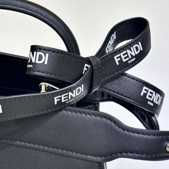 Replica Fendi by Marc jacobs peekaboo Bag Black