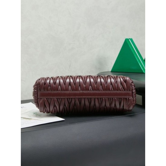 AAAAA Fake Miu Miu Caprice Quilted Nappa Clutch Bag 5BF130 Burgundy Dupe Best Replica Miu Miu Caprice Quilted Nappa Clutch Bag 5BF130 Burgundy Knockoff