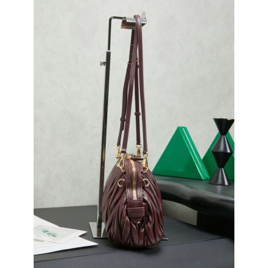 AAAAA Fake Miu Miu Caprice Quilted Nappa Clutch Bag 5BF130 Burgundy Dupe Best Replica Miu Miu Caprice Quilted Nappa Clutch Bag 5BF130 Burgundy Knockoff