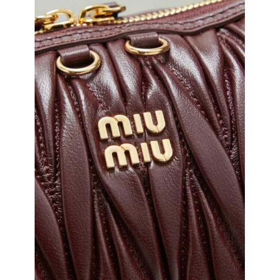 AAAAA Fake Miu Miu Caprice Quilted Nappa Clutch Bag 5BF130 Burgundy Dupe Best Replica Miu Miu Caprice Quilted Nappa Clutch Bag 5BF130 Burgundy Knockoff