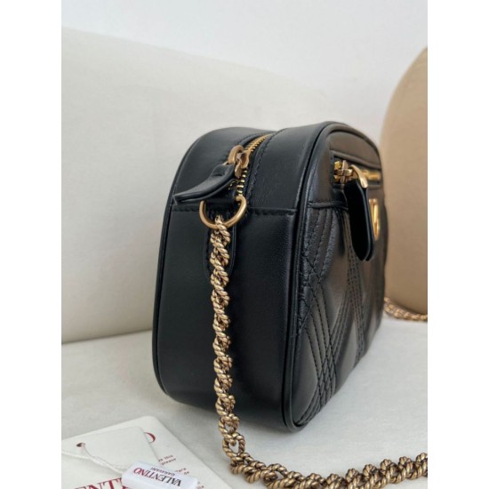 Best Replica Valentino Garavani Quiltie 67 Chain Handbag Black Lambskin Knockoff