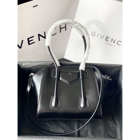 Best Replica Givenchy Mini Antigona Lock 4g Bag Black Knockoff