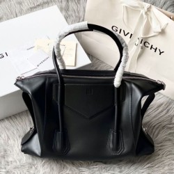 Best Replica Givenchy Medium Antigona Bag with Soft Closure Black Knockoff