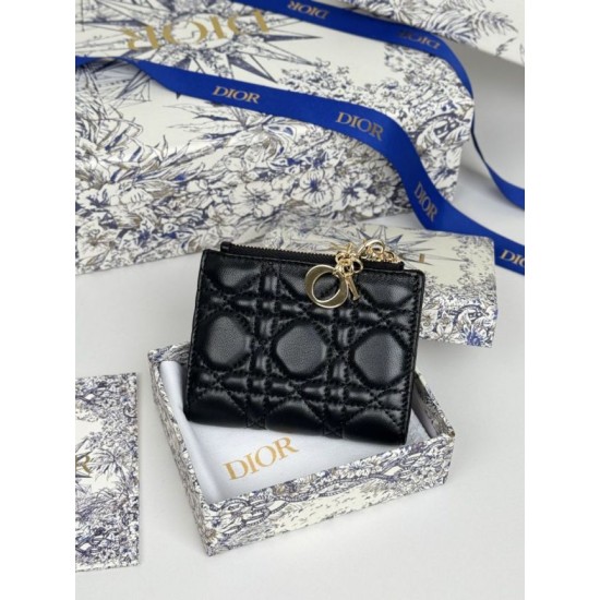 Best Replica Lady Dior Card Holder with Flap and Iconic Cannage Stitching Red Knockoff