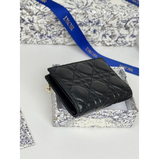 Best Replica Lady Dior Card Holder with Flap and Iconic Cannage Stitching Red Knockoff