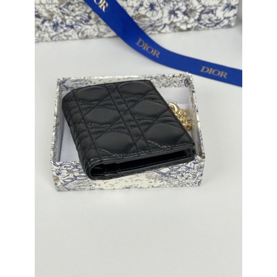 Best Replica Lady Dior Card Holder with Flap and Iconic Cannage Stitching Red Knockoff