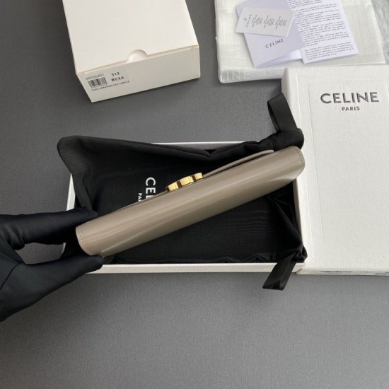 Best Replica Celine Large Triomphe Wallet Pebbles Knockoff