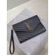 Replica YSL Saint Laurent Grain De Poudre Matelassé Chevron Envelope clutch bag black Knockoff Fake YSL Saint Laurent Grain De Poudre Matelassé Chevron Envelope clutch bag black Clone