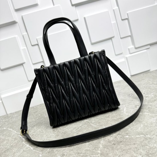 Premium Replica Miu Miu tote bag black quilted nappa Clone