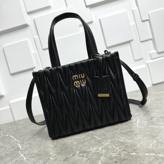Premium Replica Miu Miu tote bag black quilted nappa Clone