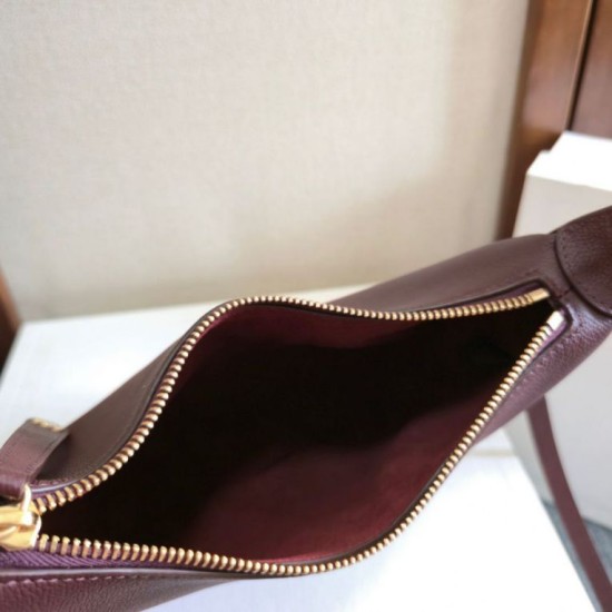 AAAA Fake Celine Lulu shoulder bag for teenagers burgundy Inspired Knockoff Premium Replica Celine Lulu shoulder bag for teenagers burgundy Clone