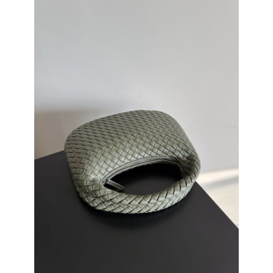 Premium Replica Bottega Veneta Small/Medium Veneta Hobo Bag Green Clone