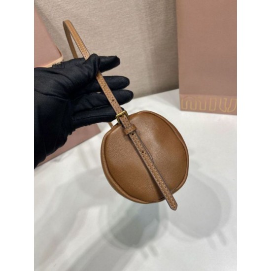 AAAA Fake Miu Miu Compact Nappa Clutch 5NE851 Brown Inspired Knockoff Premium Replica Miu Miu Compact Nappa Clutch 5NE851 Brown Clone