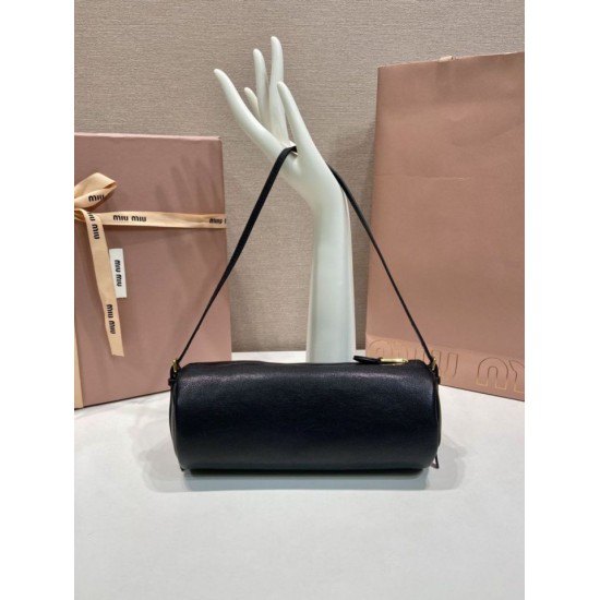 Premium Replica Miu Miu Compact Nappa Clutch 5NE851 Black Clone