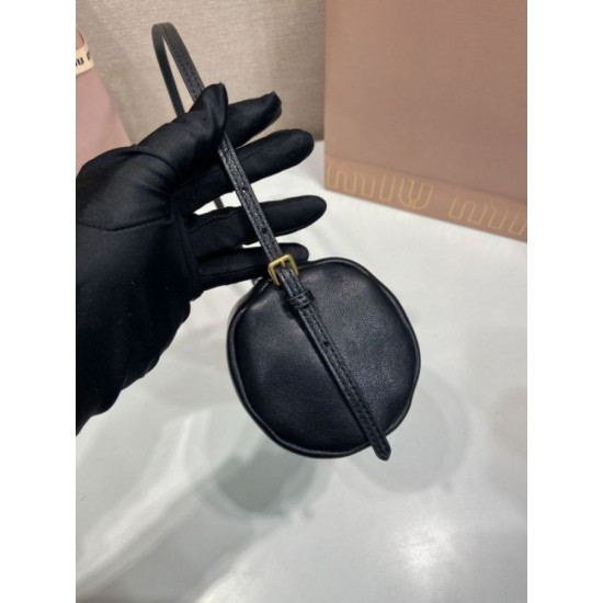 Premium Replica Miu Miu Compact Nappa Clutch 5NE851 Black Clone