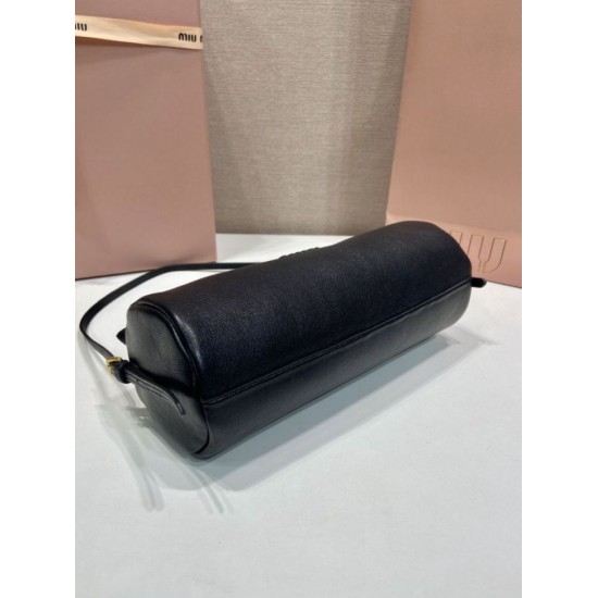 Premium Replica Miu Miu Compact Nappa Clutch 5NE851 Black Clone