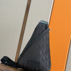 Premium Replica Dior Trek Shoulder Bag with Dior Oblique Zipper Black Nylon Clone