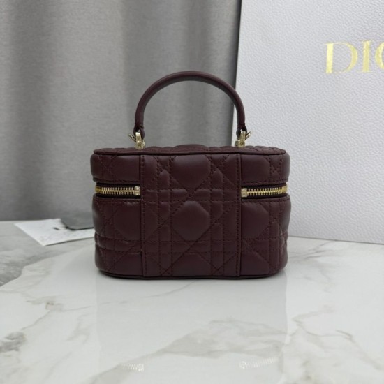 AAAA Fake Dior Lady Dior Micro Washbag Bordeaux Inspired Knockoff Premium Replica Dior Lady Dior Micro Washbag Bordeaux Clone